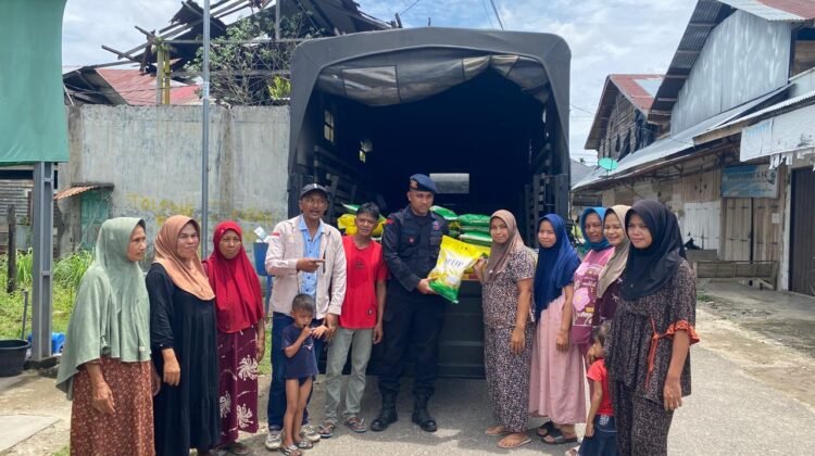 Beras Murah Brimob Kompi 4 Batalyon B Polda Aceh Ludes Terjual Dihari Kedua, Warga Paya Bakong Antusias