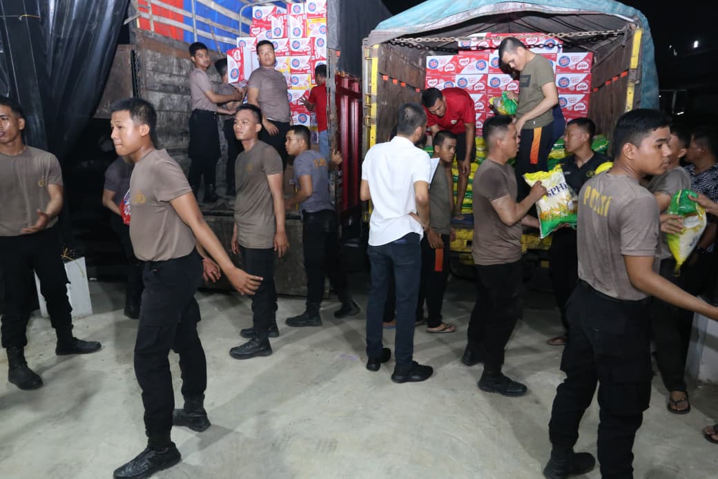 Polda Sumut Kembali Kirim 5 Truk Bantuan Kemanusiaan untuk Korban Bencana di Tapteng dan Sibolga