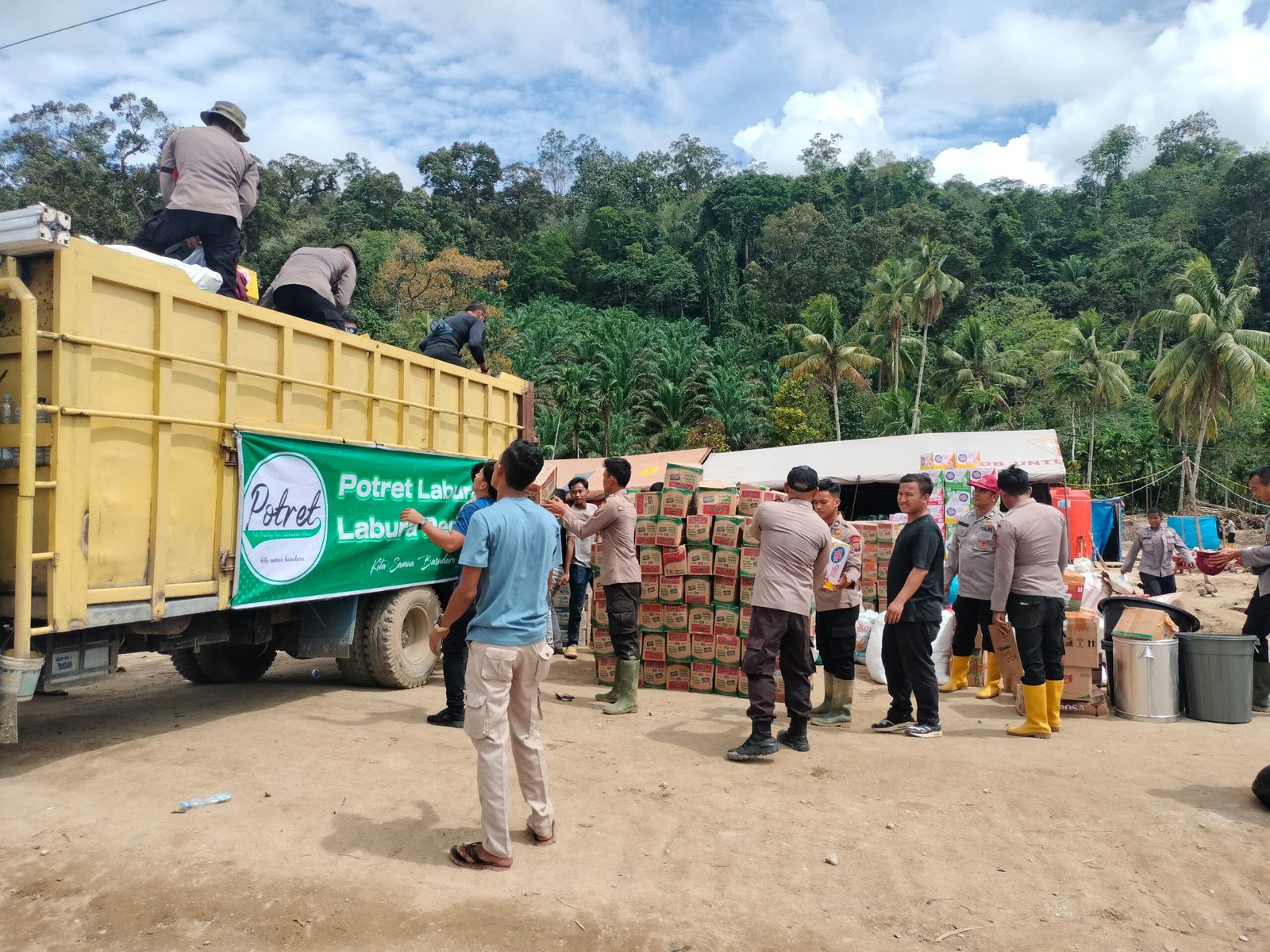 Dukungan Kemanusiaan di Tapsel: Posko Aman Nusa II Distribusikan Bantuan ke Aek Ngadol, Huta Godang, dan Garoga