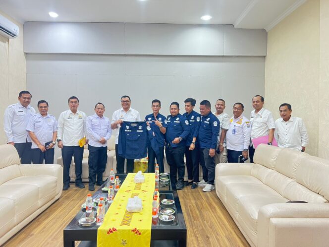 
					Tim Advokasi Bidkum Deliserdang Sehat Tatap Muka Dengan Bupati Deliserdang dr Asri Ludin Tambunan