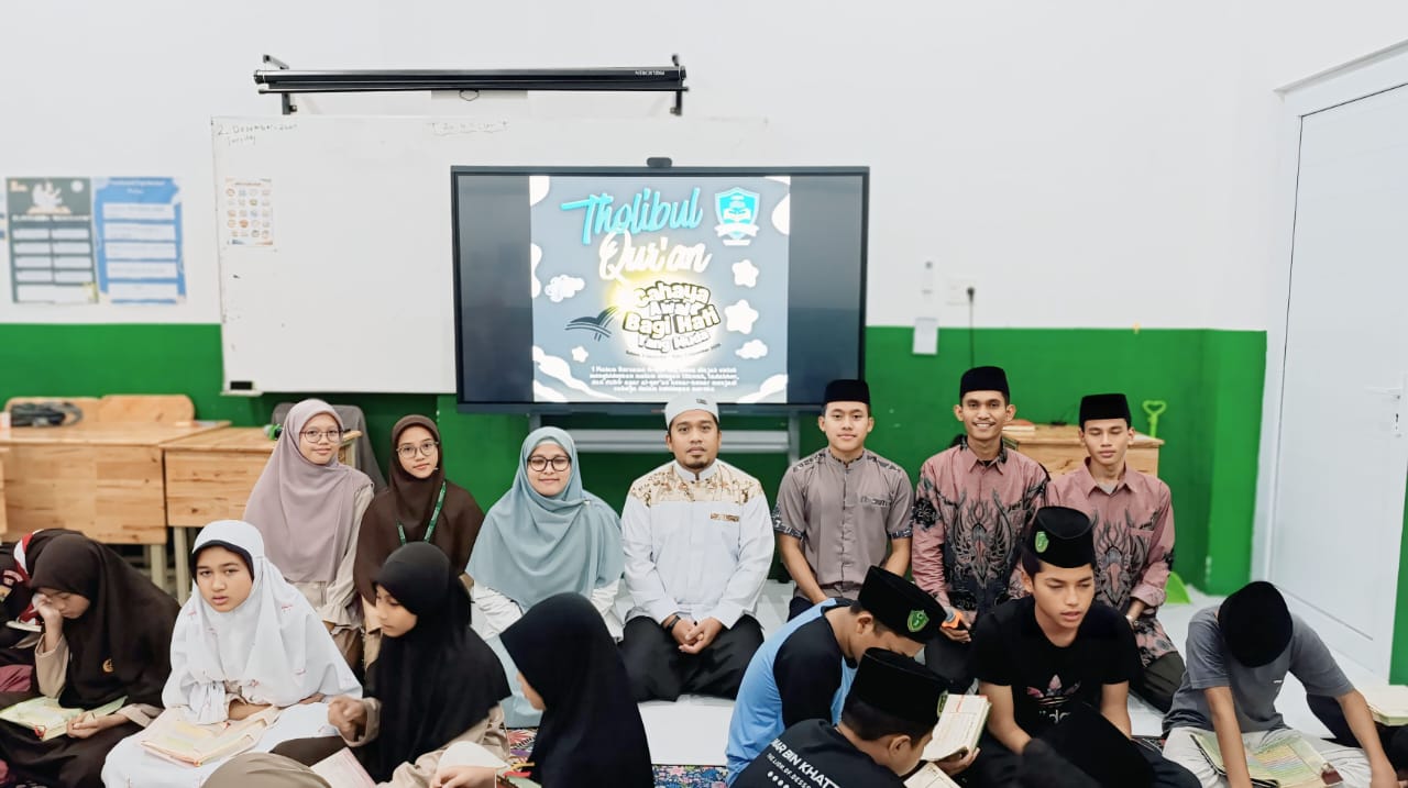 SMP IT Al Washliyah Klambir Lima Selenggarakan Tholibul Qur’an 2025: Menyalakan Cahaya dalam Hati Para Pelajar Muda