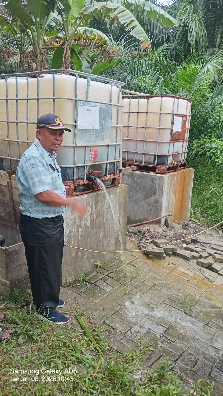 Polres Langkat Salurkan Bantuan Sumur Bor untuk Warga Bukit Jengkol Pangkalan Susu