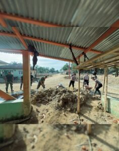 Dari Rumah Warga Hingga Masjid, Sinergi Brimob Sumut Bergerak Bantu Korban Bencana