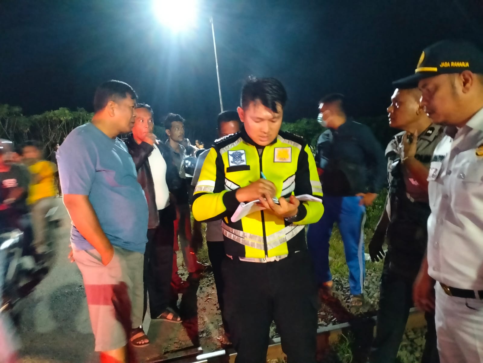 Ditlantas Polda Sumut Fasilitasi Ambulans dan Pengawalan Jenazah Korban Laka Kereta Api di Tebing Tinggi