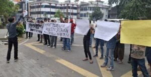 Massa GPAK Unjuk Rasa di Kantor Walikota dan Bapenda Medan, Protes Dugaan Permainan Pajak Reklame Massa GPAK Unjuk Rasa di Kantor Walikota dan Bapenda Medan, Protes Dugaan Permainan Pajak Reklame