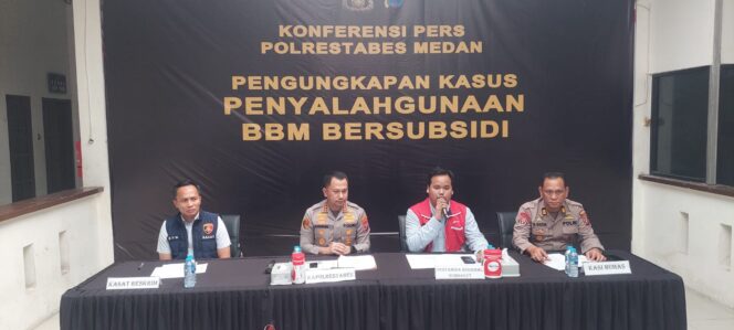 
					Modus Baru Mafia BBM Subsidi Terbongkar: Kendaraan Modifikasi hingga Jerigen Keliling, Untung Jutaan per Hari