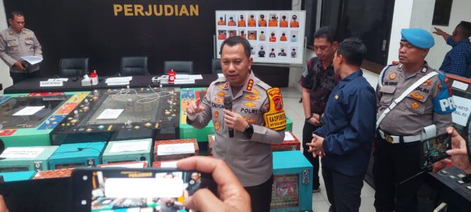 
					Polrestabes Medan Ungkap 33 Kasus Perjudian, 62 Tersangka Diamankan dalam Empat Bulan