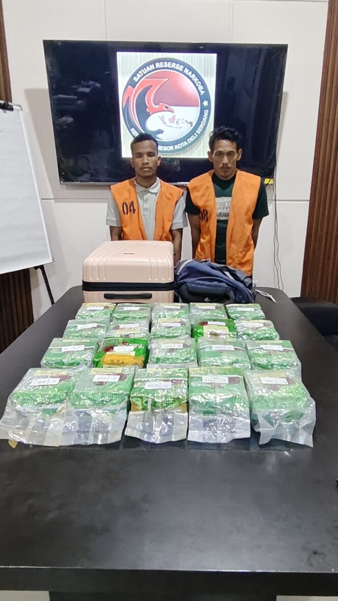 
					Polresta Deli Serdang Gagalkan Peredaran 21 Kilogram Sabu, dua Kurir Diamankan