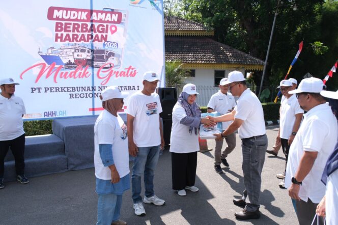 
					Mudik Aman Berbagi Harapan” PTPN 1 Regional 1 Lepas Tiga Bus Mudik Gratis