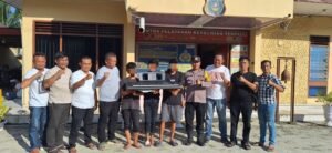 Kurang dari 24 Jam, Polsek Bangun Bekuk Tiga Pelaku Bobol Rumah Polwan Kurang dari 24 Jam, Polsek Bangun Bekuk Tiga Pelaku Bobol Rumah Polwan