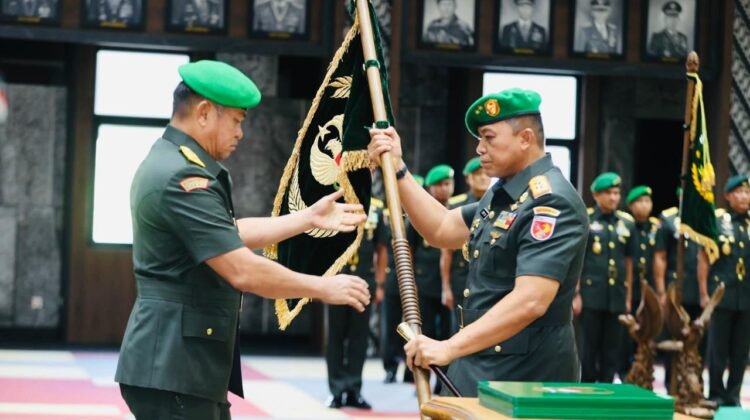 Mayjen TNI Doddy Triwinarto Diamanahkan Negara Jabat Pangdam XV/Pattimura, Kasad Tekankan Kepemimpinan Solutif