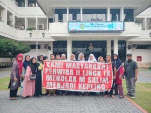 Warga Lingkungan IX Geruduk Kantor Walikota