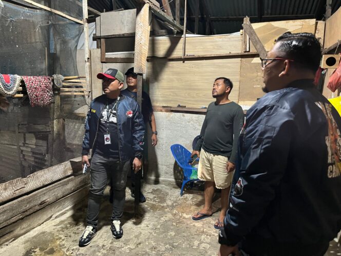
					Kampung Jalan Denai  Gang Jati Disulap Jadi Sarang Narkoba, Polisi Sergap 3 Pria Sebagai Pelaku Narkotika dan Menyita 4 Paket Sabu Siap Edar