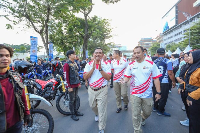 
					Polda Sumut Sulap Car Free Day Jadi Pesta Rakyat HUT Bhayangkara ke-80, Ribuan Warga Padati Lapangan Merdeka