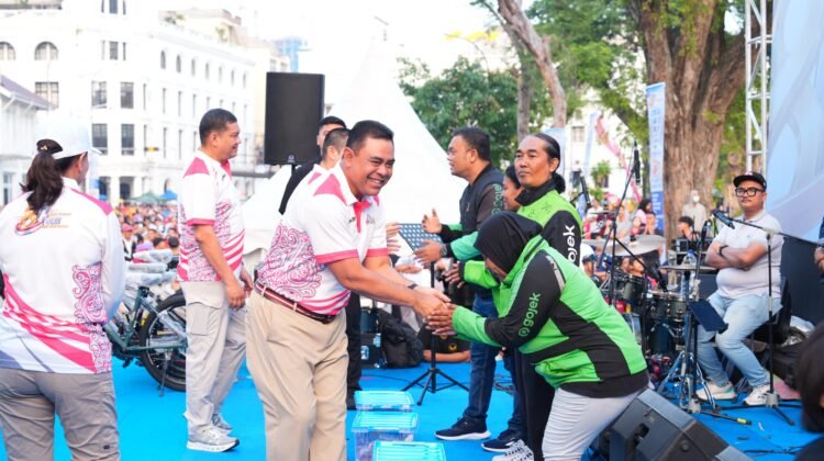 Semarak Bhayangkara ke-80, Polda Sumut Hadirkan Layanan Sosial dan Kepedulian Nyata untuk Masyarakat di CFD Medan