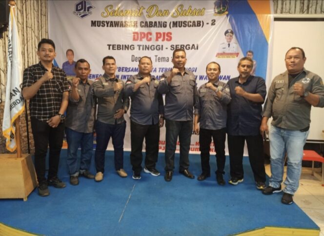 
					Muscab 2 DPC PJS Tebing Tinggi ,DPD Sumut Kukuhkan Ketua DPC PJS Tebing Tinggi.