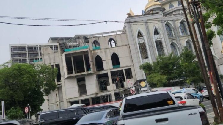 Jamaah Mulai Pertanyakan Pembangunan Menara 199 Masjid Agung Medan