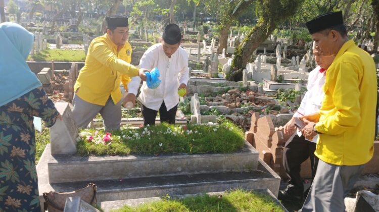 Pimpin Ziarah Tokoh Pendiri, Dr. Iwan Nasution Tegaskan Komitmen Pembangunan Labuhanbatu Raya