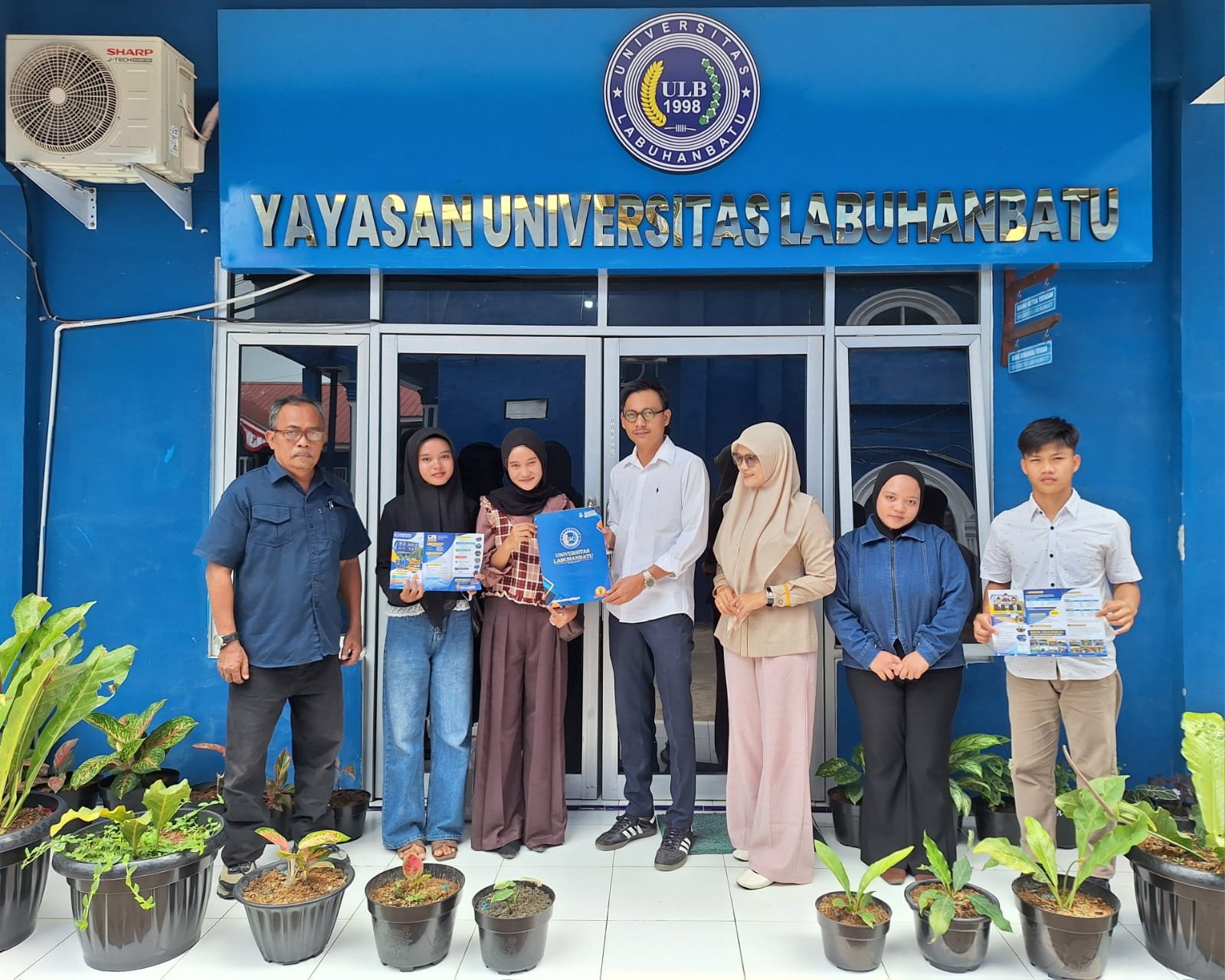Dukung Labuhanbatu Cerdas Bersinar, Doni Panyungan Nasution Berikan Beasiswa Full Di ULB
