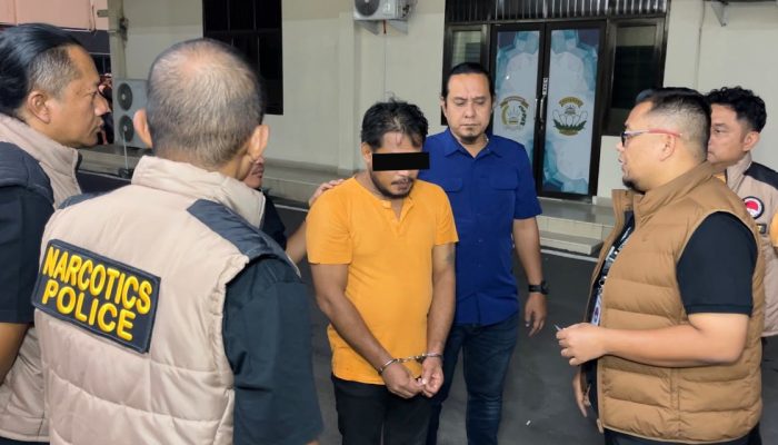 Dua Kali Masuk Penjara, Seorang Oknum Penjual Nasi Goreng Edarkan Sabu Ditangkap Polisi di Jalan Tuasan