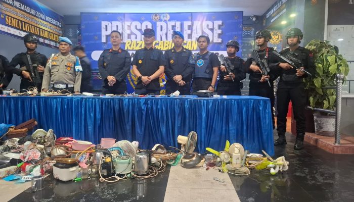 Kakanwil Ditjenpas Sumut Pimpin Apel Gelar Pasukan Ratusan APH, Razia Skala Besar dan Tes Urine Massal di Rutan I Medan