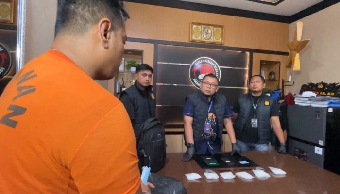 Warga Pidie Bawa Sabu Seberat 240 Gram, Polisi Sergap Seorang Penumpang Travel Medan – Aceh di Jalan Williem Iskandar