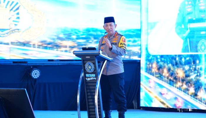 Kapolri Ajak Mahasiswa UMSU Kuasai Teknologi untuk Indonesia Emas 2045