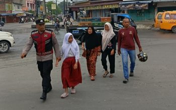Kawal Aktivitas Pagi Warga, Polsek Sunggal Siagakan Personil Dipersimpangan Kampung Lalang