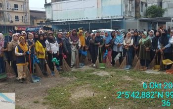 Sambut HUT Pemkab Labuhanbatu, DLH Turunkan 60 Petugas Lakukan Gotong Royong