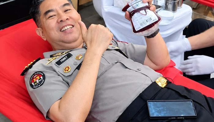 HUT ke-75 Humas Polri, Polda Sumut Tebar Kepedulian Lewat Aksi Donor Darah