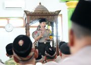 Kapolda Sumut Ajak Masyarakat Perkuat Persatuan dan Perangi Narkoba Saat Salat Jumat di Medan Denai