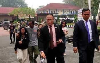 Duga Ada Permainan di Pembongkaran Rumah Warga Pantai Labu, Tim Hukum Polisikan Satpol PP
